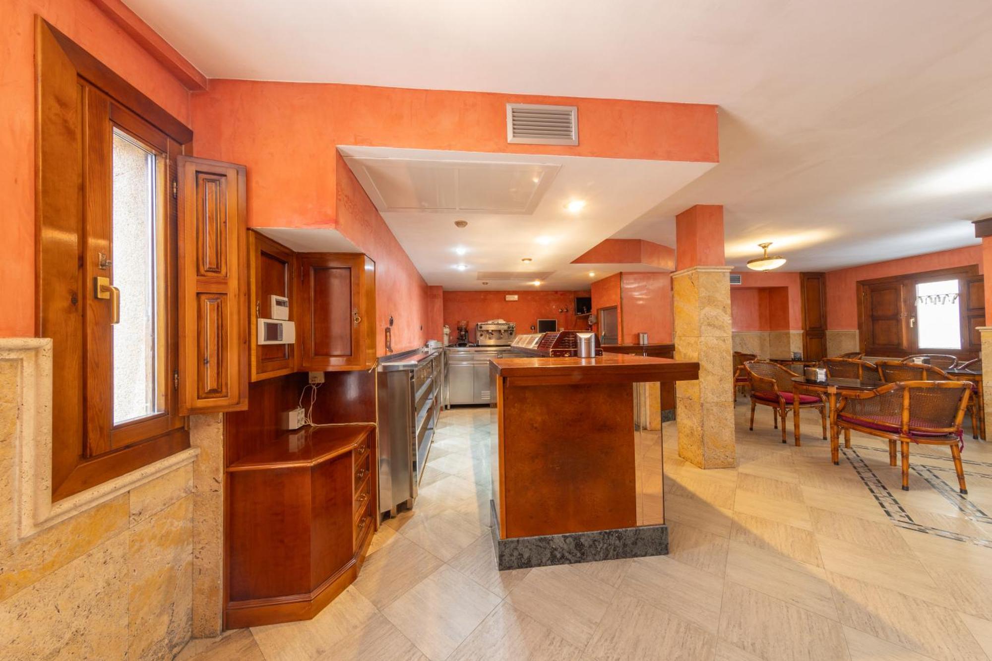 Hostal Sin Recep24H Puerta De La Villa - Pet Friendly & Restaurante Almazán Esterno foto